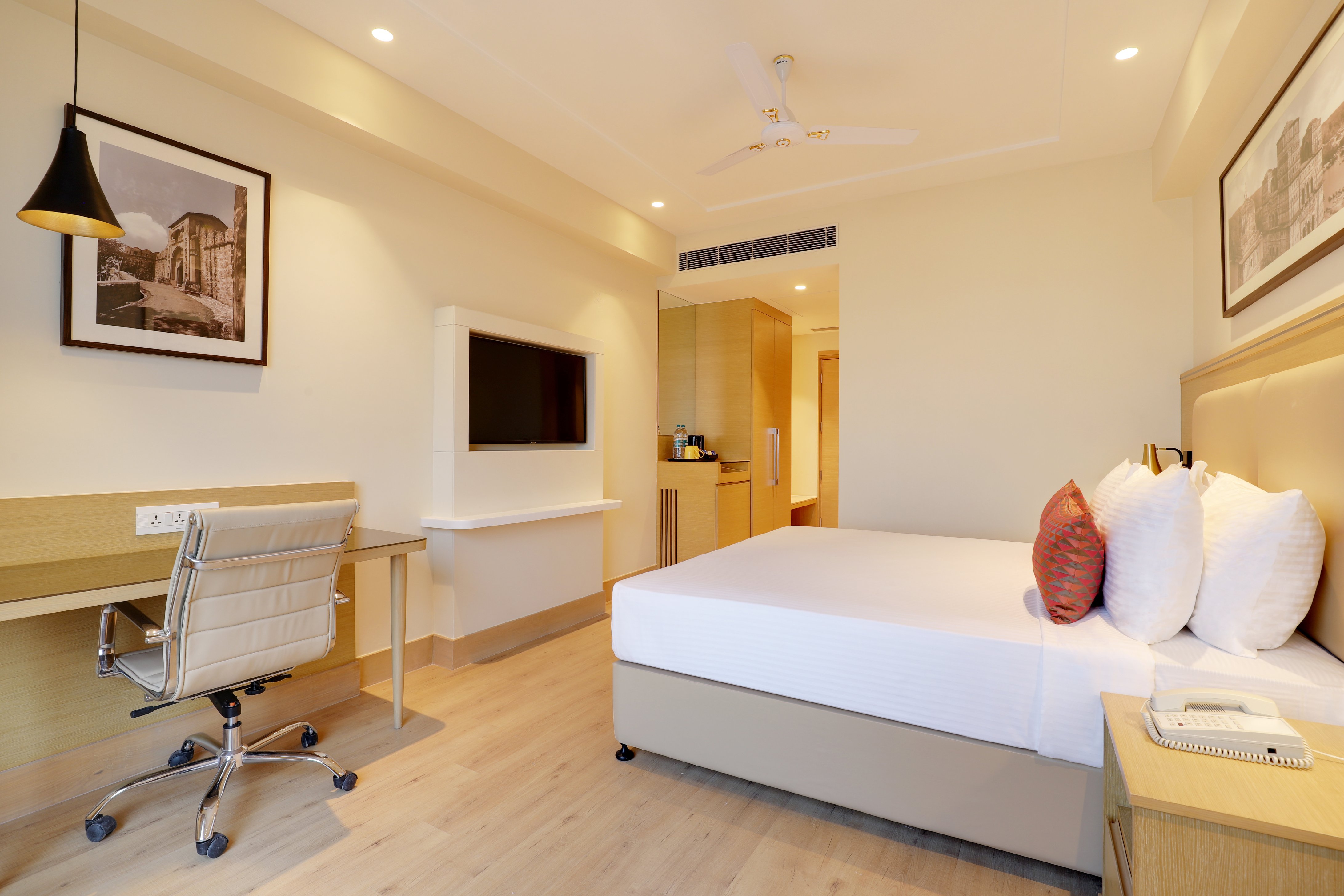 Lemon Tree Hotel, Jhansi - Tap to explore photos