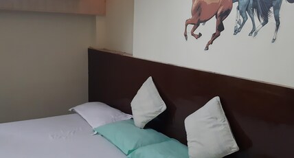 Sahyadri Cottage Room Type - AC Room Jumbo Bed No 7