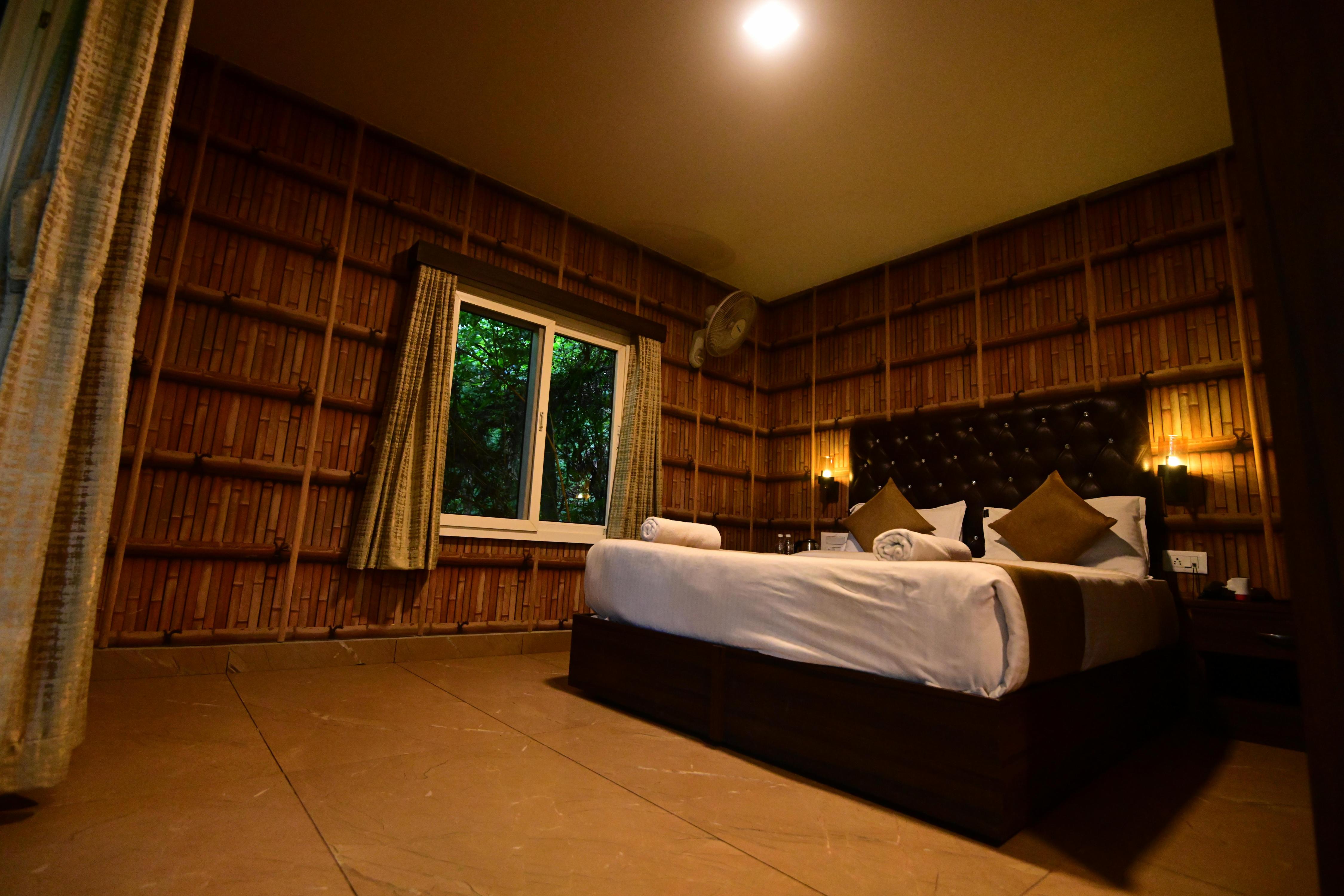 Mountain Shades Room Type - Cottage