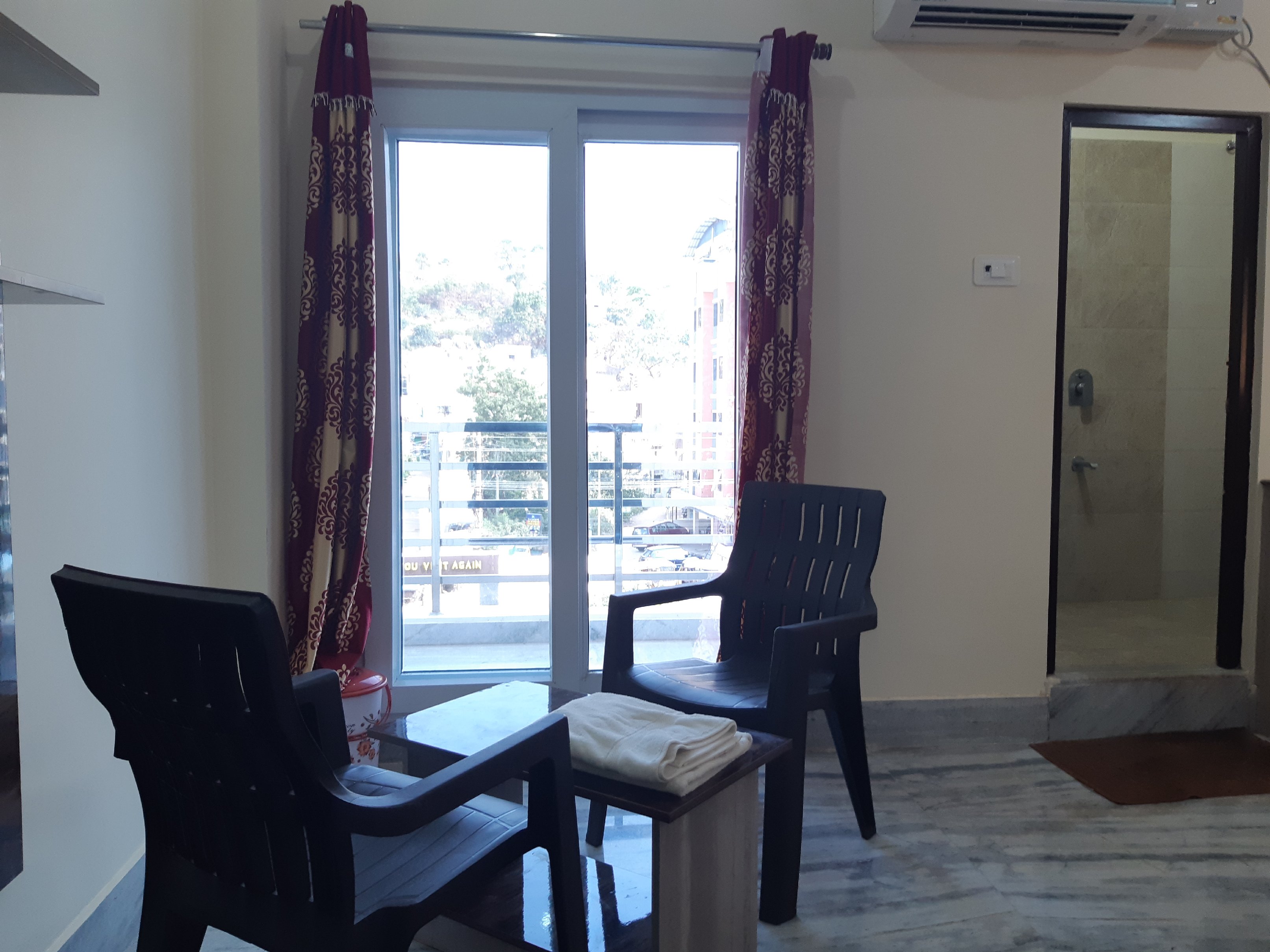 Devansh Bhanu Residency DBR | Rooms & Cafe Room Type - Deluxe Triple Room