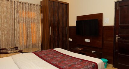Hotel Signature Villa Room Type - Deluxe Room