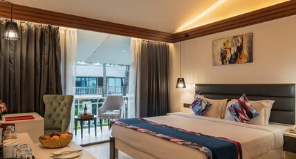 Foxoso LA Beach Resort Room Type - Premium Garden View with 2 Pints of Beer