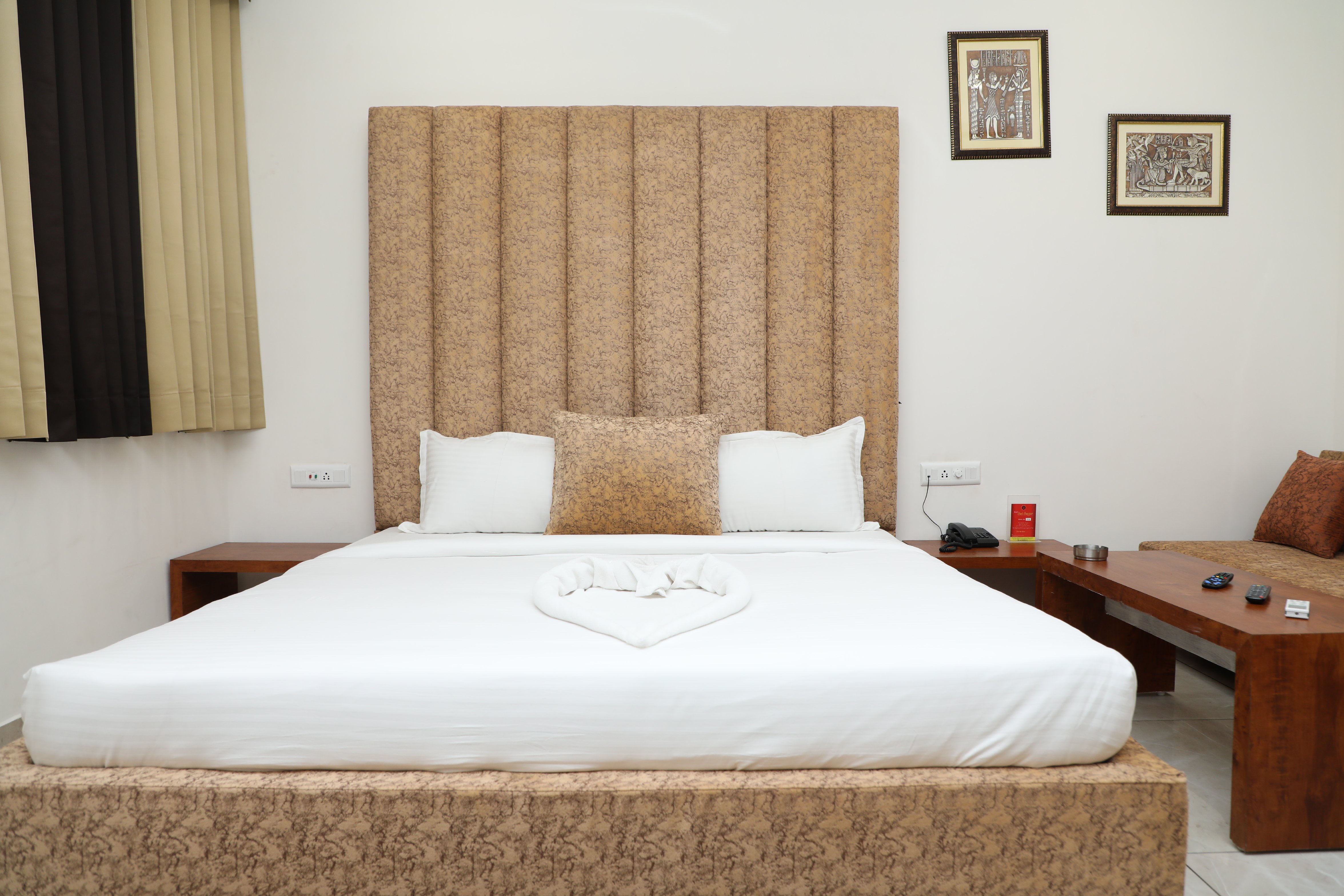 Hotel Sai Sagar Room Type - Royal room