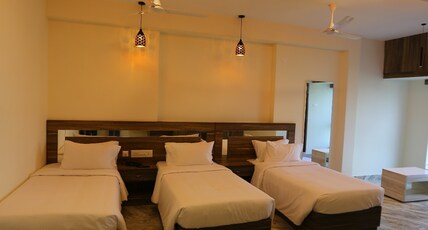 Mehar inn hotel Room Type - Triple Deluxe