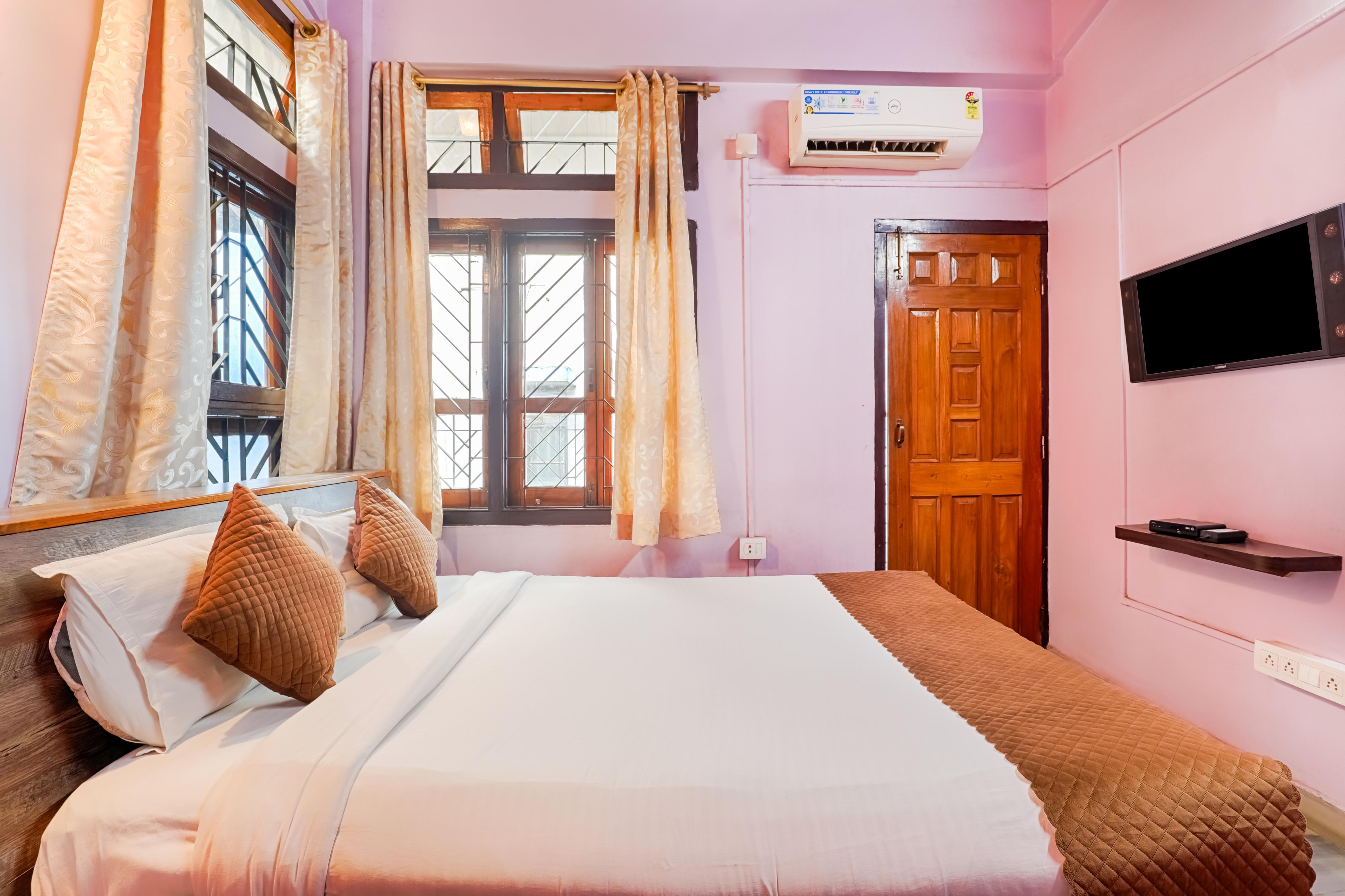 GrassRoot Residency in Guwahati Room Type - Deluxe Room Without Balcony