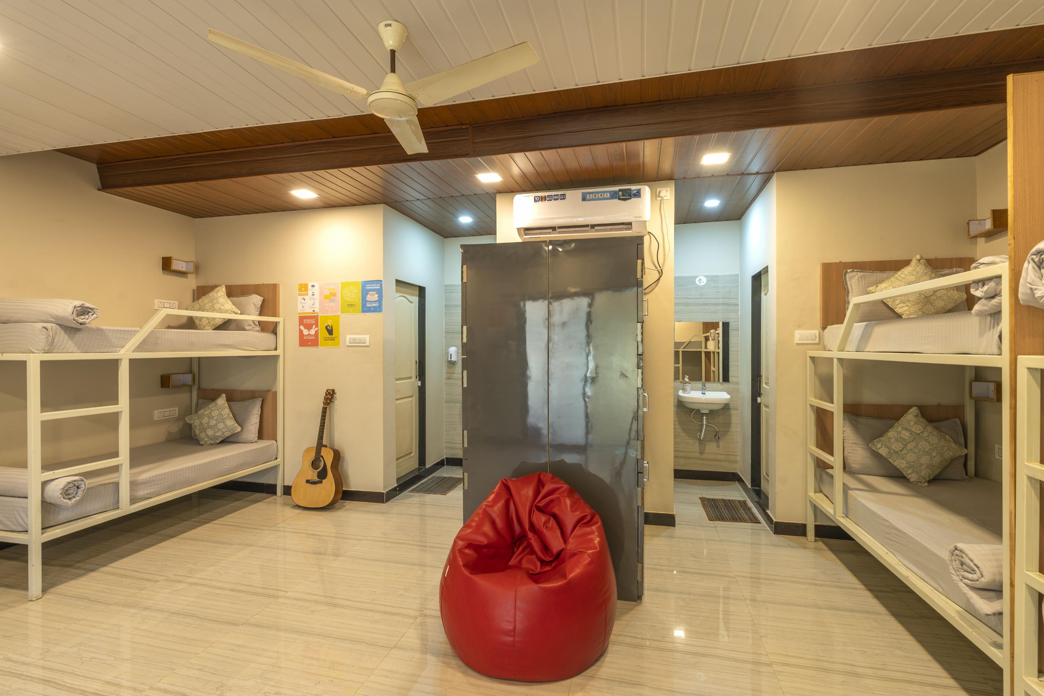 Zostel Kolad Room Type - A Bed in 10 Bed Mixed Dorm | Shared en-suite washroom