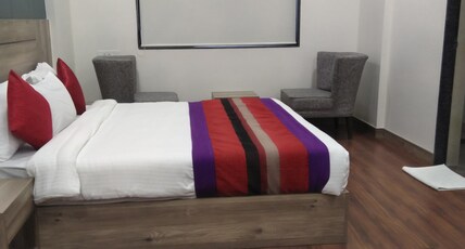 HOTEL INDUS INN Room Type - Deluxe Room