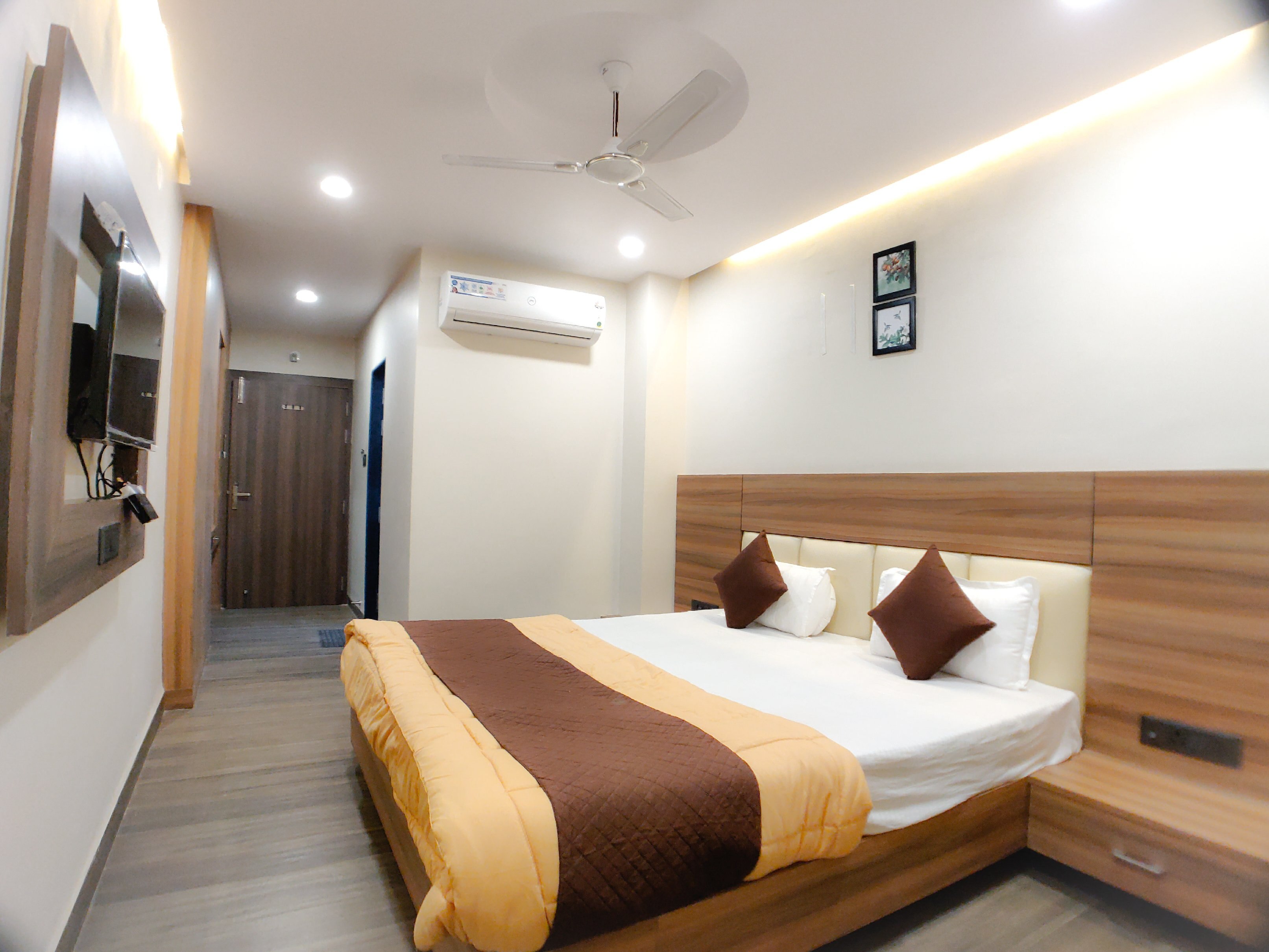 Hotel Atul Residency - Tap to explore photos