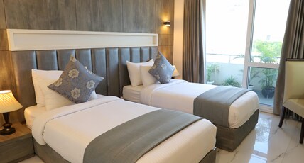 Hotel Keshav Residency Gurgaon Room Type - Deluxe Twin Room with Private Balcony