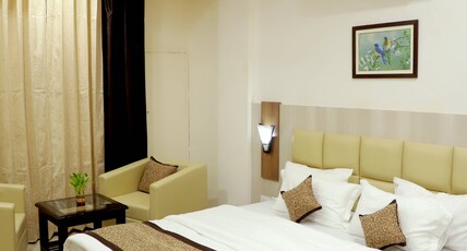 Hotel The Golden Palms Room Type - Deluxe Room
