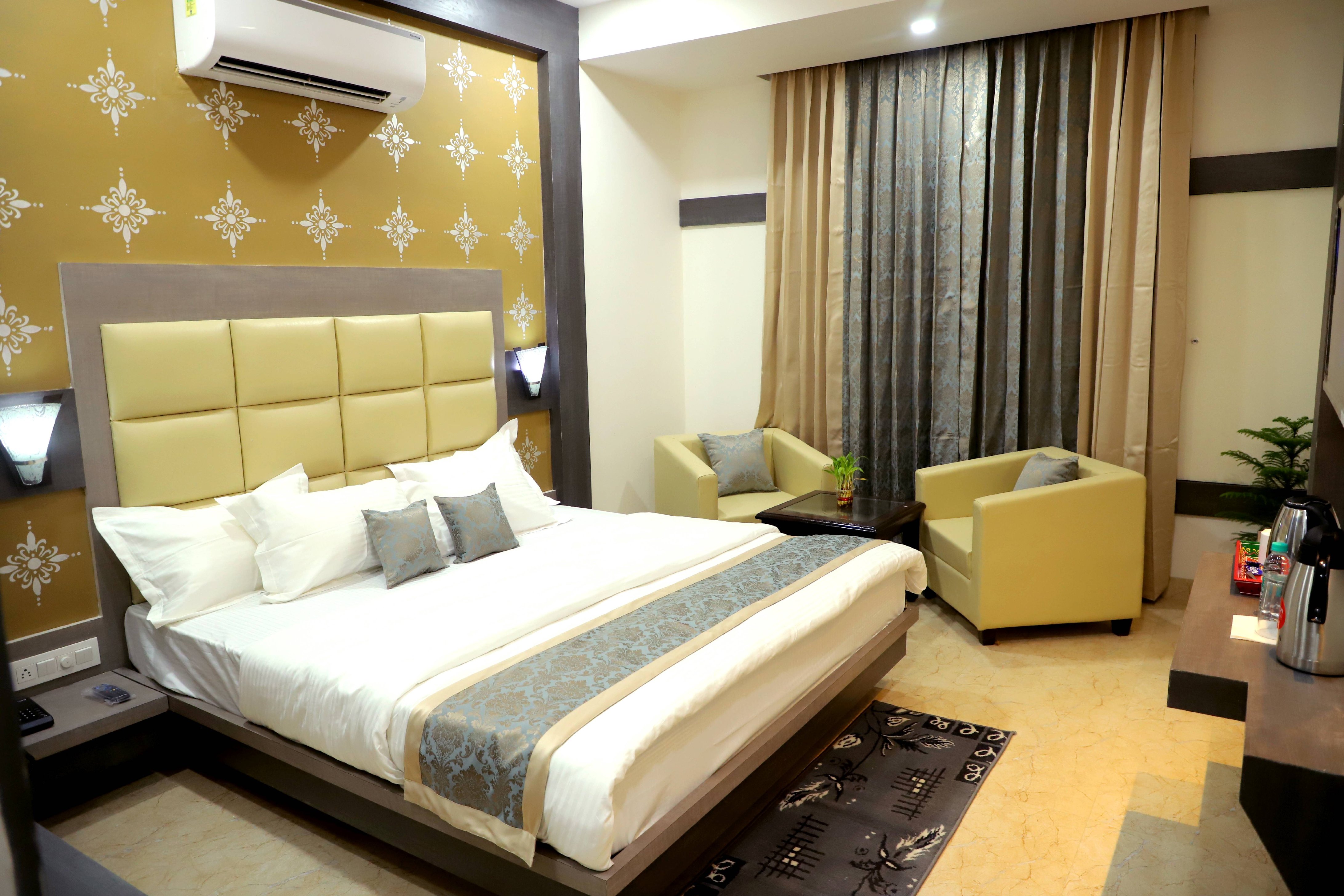 Hotel The Golden Palms Room Type - Super Deluxe Room