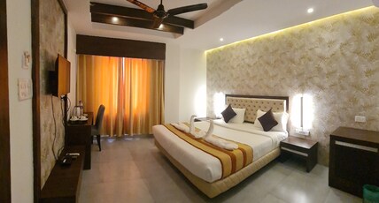 Hotel Reef Atlantis Room Type - Honeymoon Suite with Work Desk