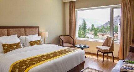 Hotel Kesaar Palace Room Type - Deluxe Room