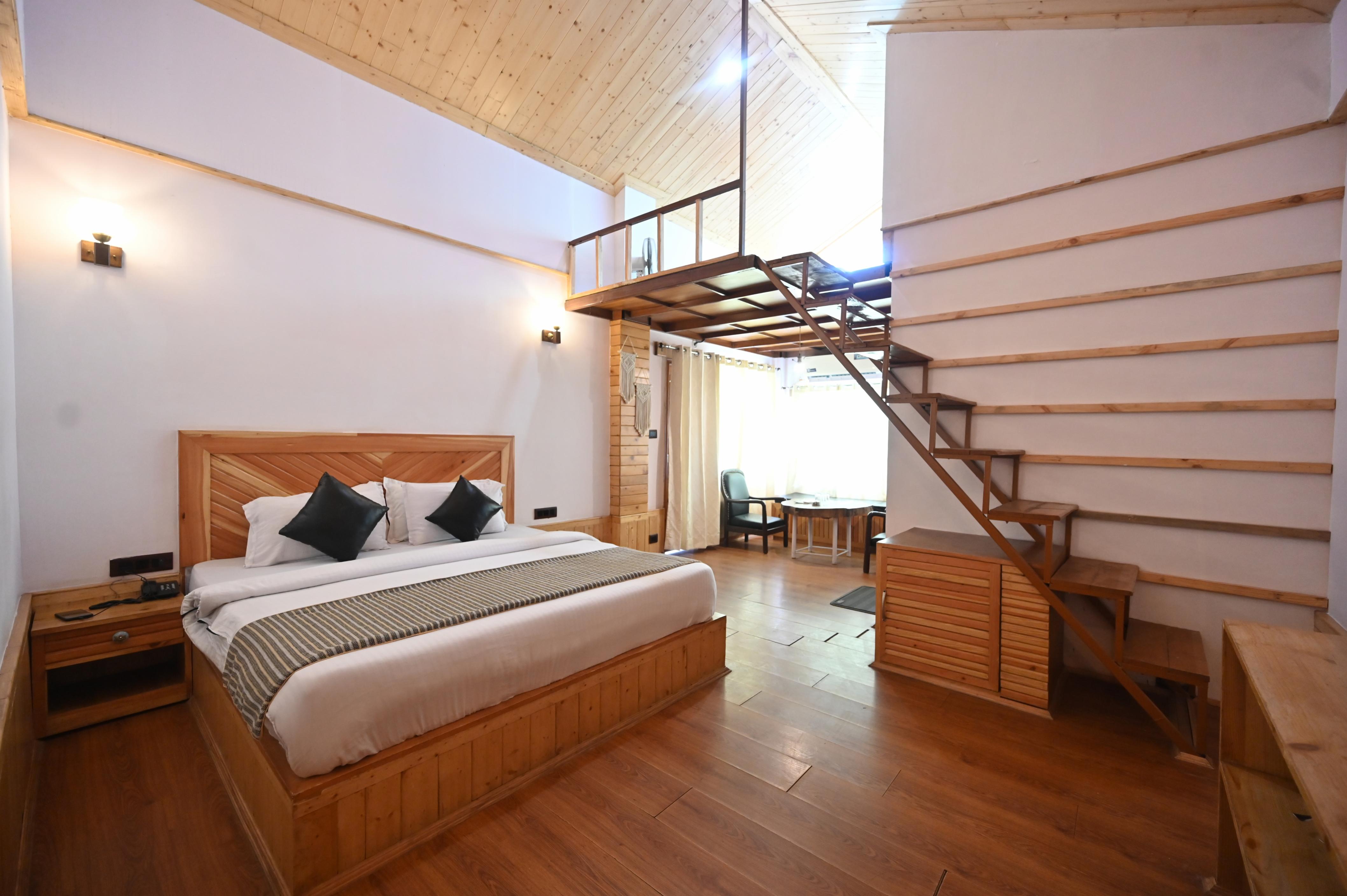 The Hillside Room Type - Large Attic Room with Balcony and AC