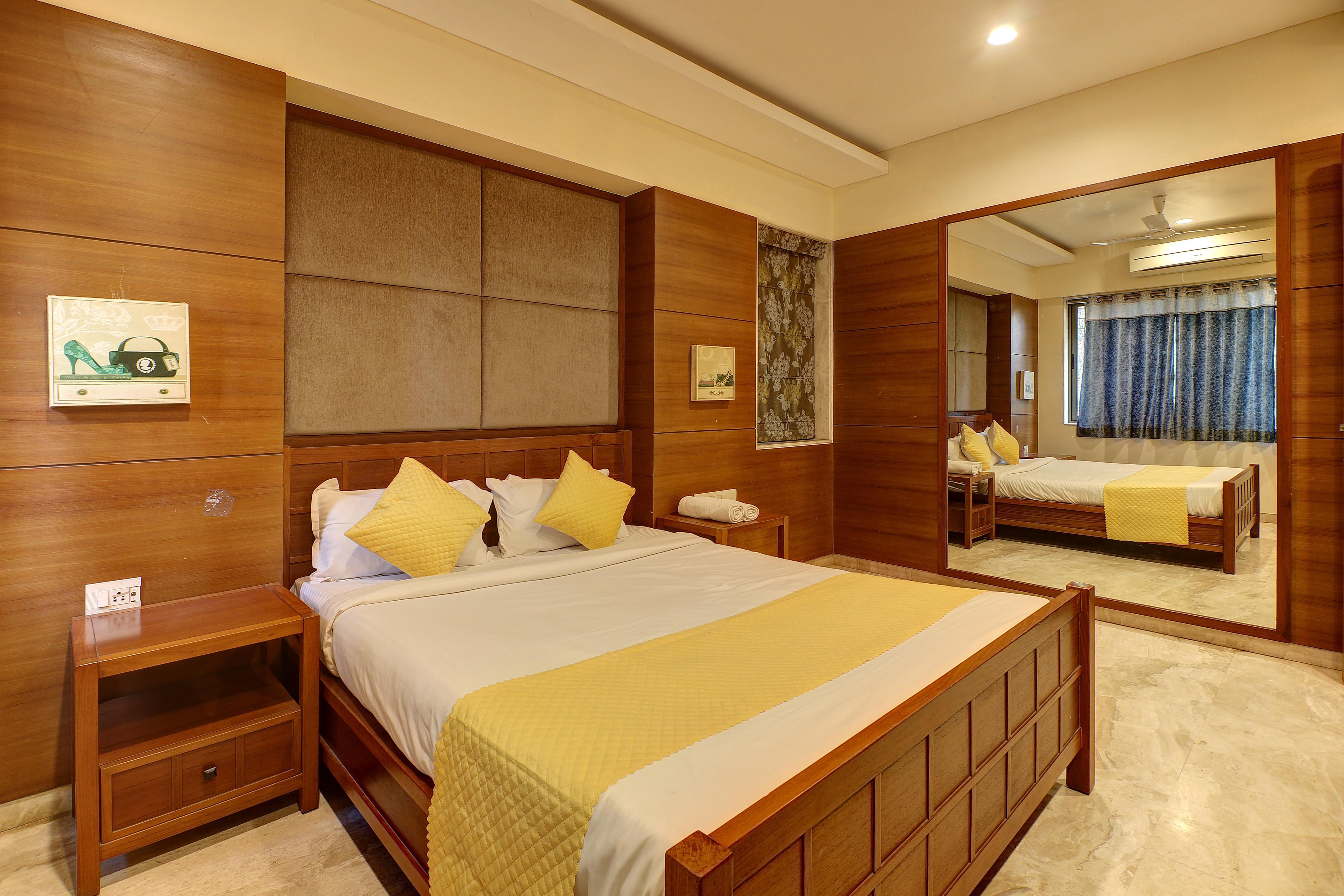 Ovis 4bhk Pvt pool villa - Tap to explore photos