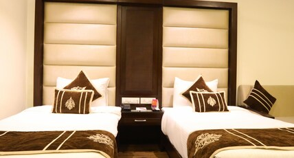 Yashobhoomi Hotel Pitrashish Pride, Delhi Airport Room Type - DELUXE ROOM