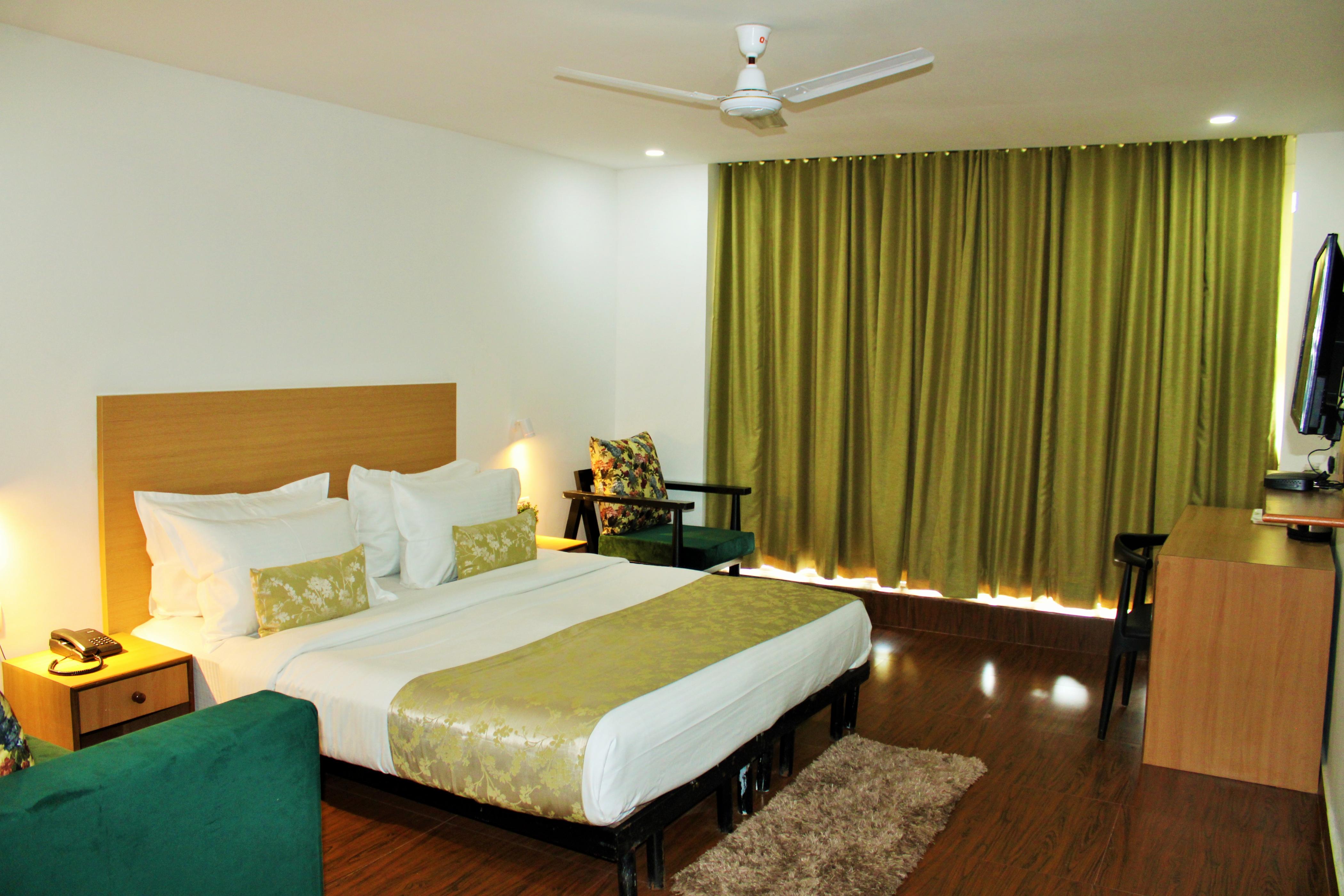 Hotel The Golden Sands Room Type - Premium Room