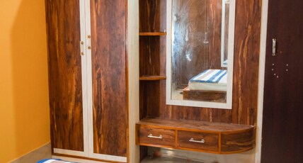 Panchamukhi Green Palace - Managed by Universal Green Commerce Room Type - Standard Double Bed