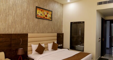 Royal Tulip Hotel and Resort Room Type - Super Deluxe Room Royal Tulip Hotel and Resort Room Type - Super Deluxe Room