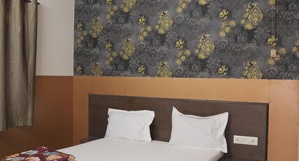 Hotel - Anjali Room Type - Double bed non AC
