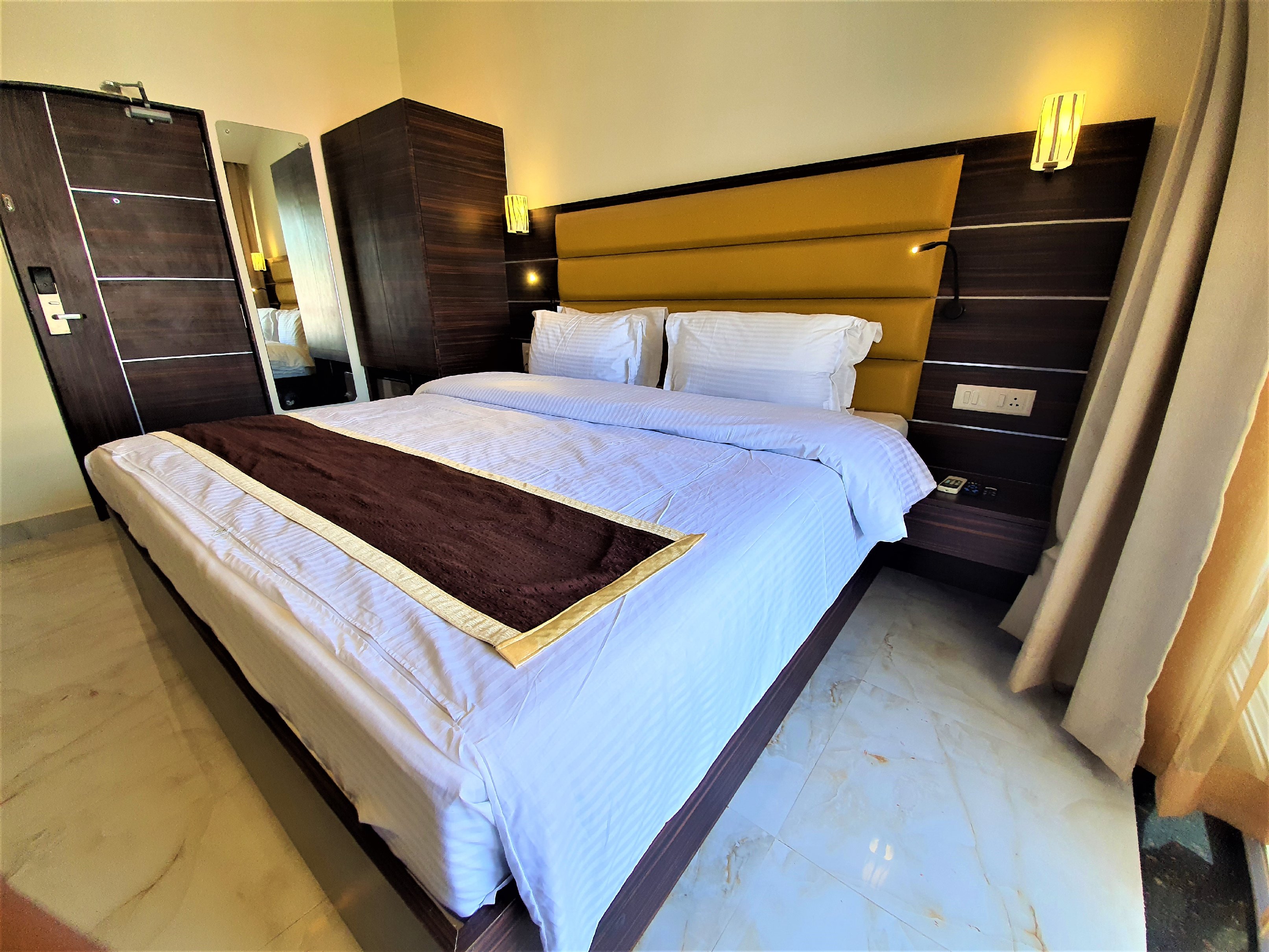 SHANTI SOLITAIRE GOA Room Type - Deluxe Pool View Room