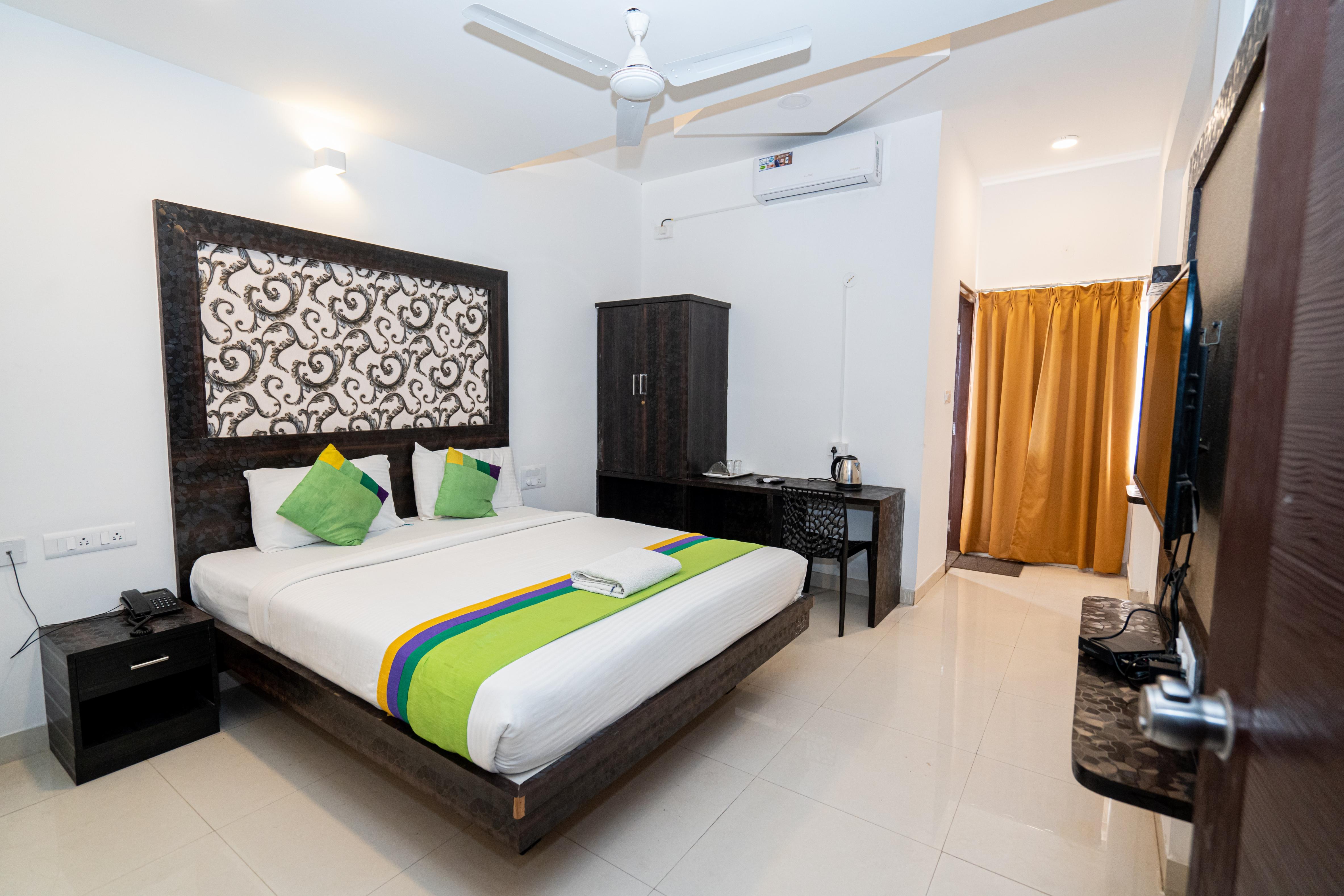 Hotel Dhruv Palace - Tap to explore photos