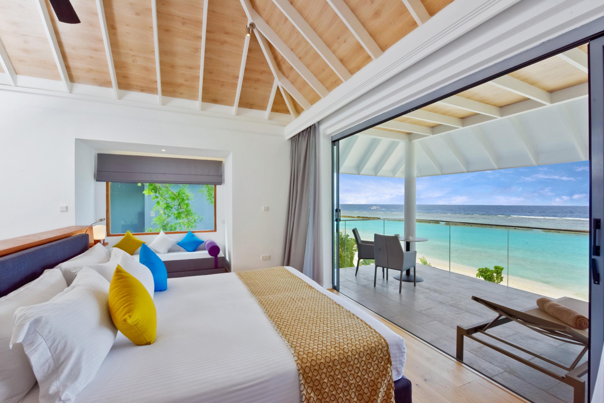 Niva Kuramathi Maldives - Tap to explore photos
