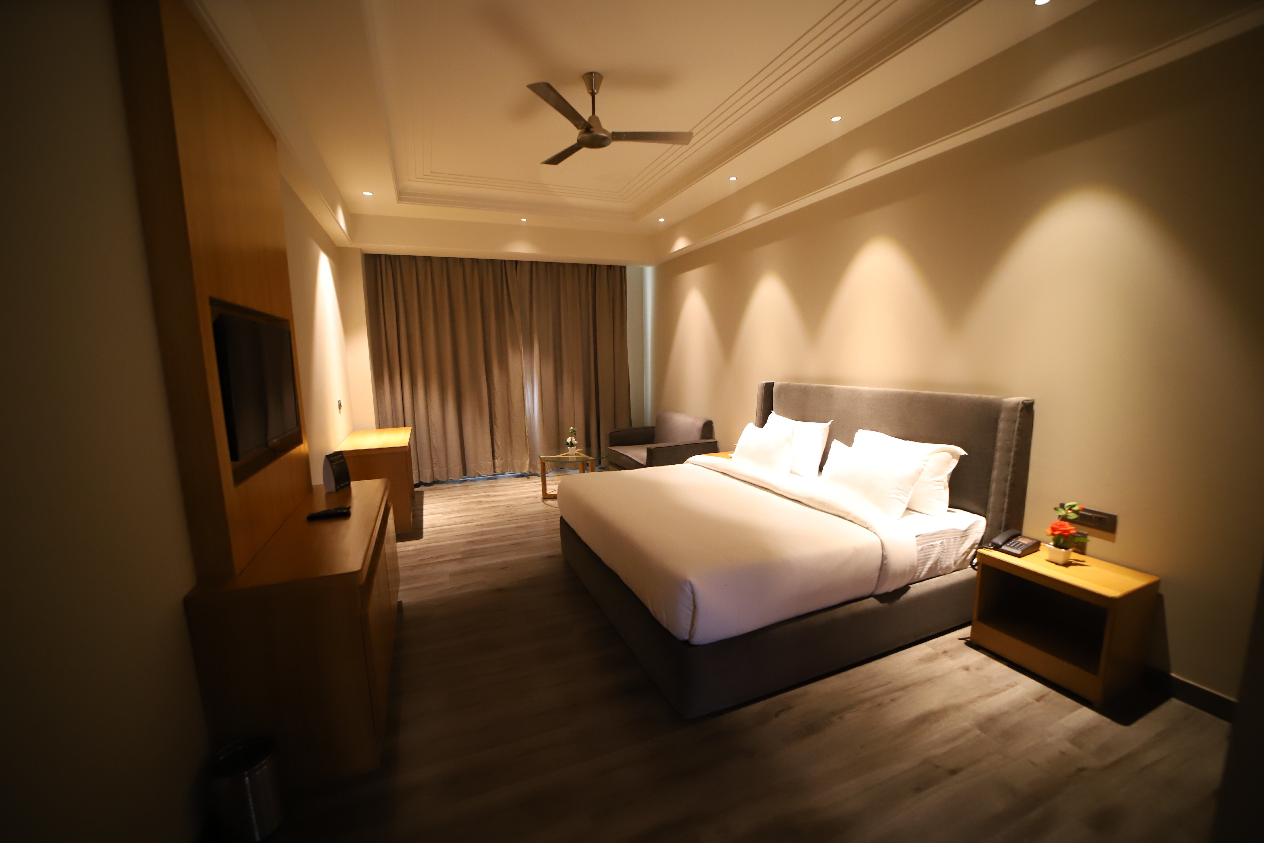 Hotel Abha Grand - Tap to explore photos