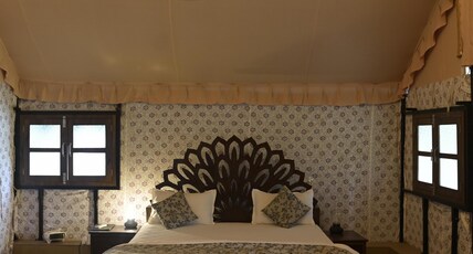 Blue Lagoon farm Room Type - Maharaja Cottages With Jacuzzi