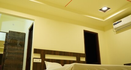 Hotel Devraj Room Type - Non AC Deluxe Room