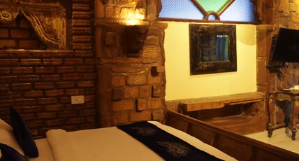 Jhankar Haveli Room Type - LAXMI SUIT