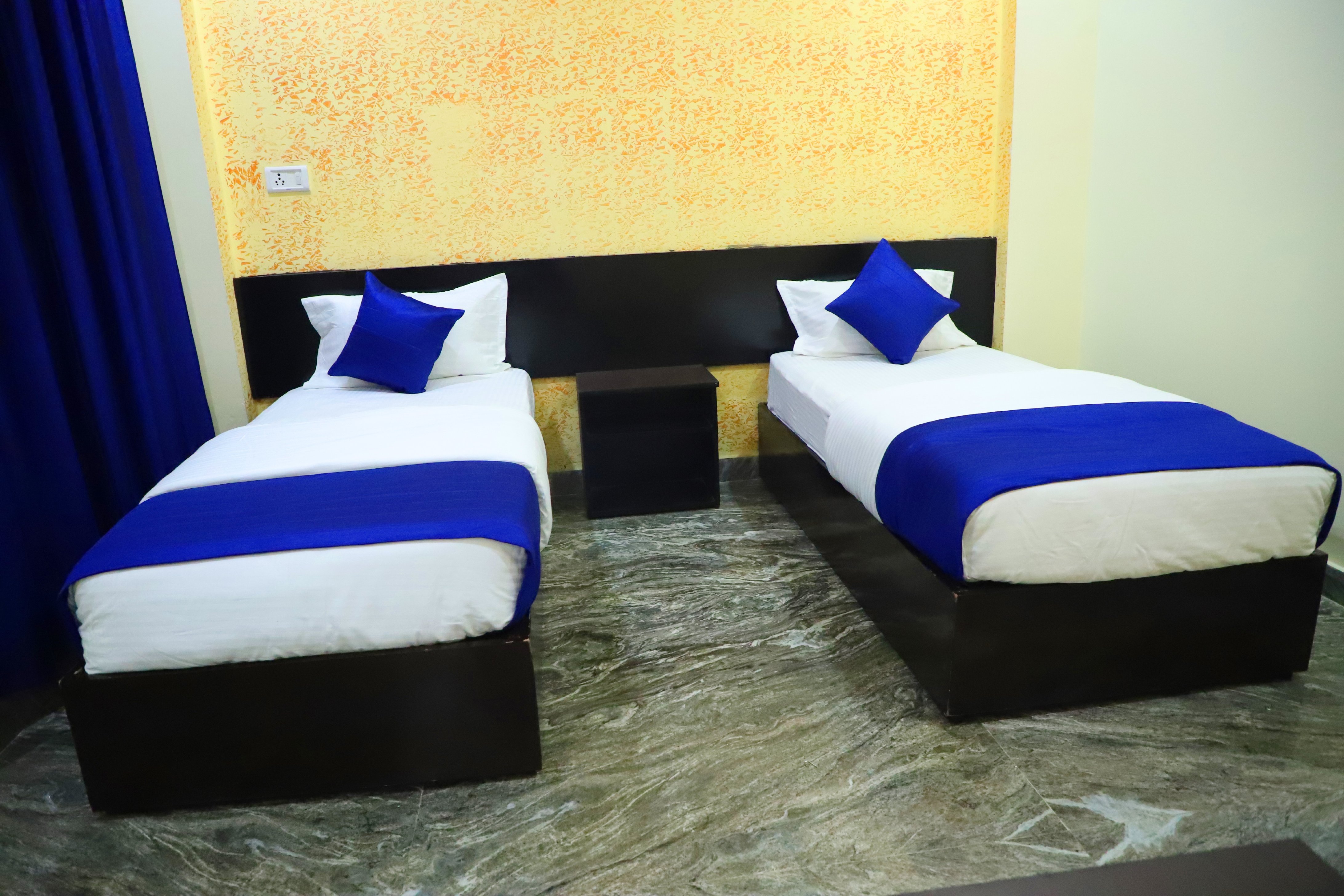 ND HOTEL - Tap to explore photos