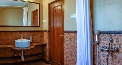 Neemrana's Three Waters Room Type - Heritage Old World