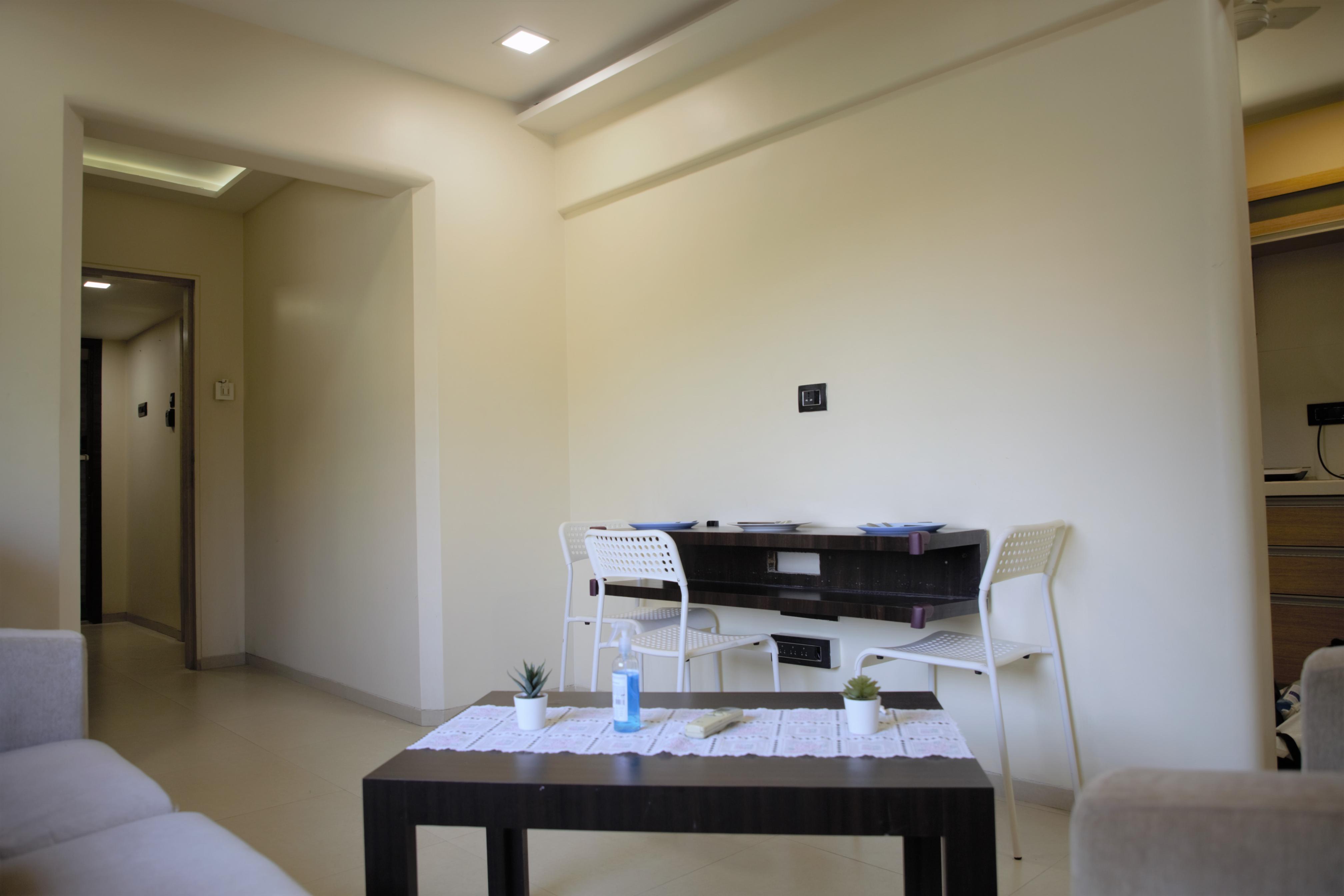 Lite Stays l Vile Parle East Room Type - 1 BHK