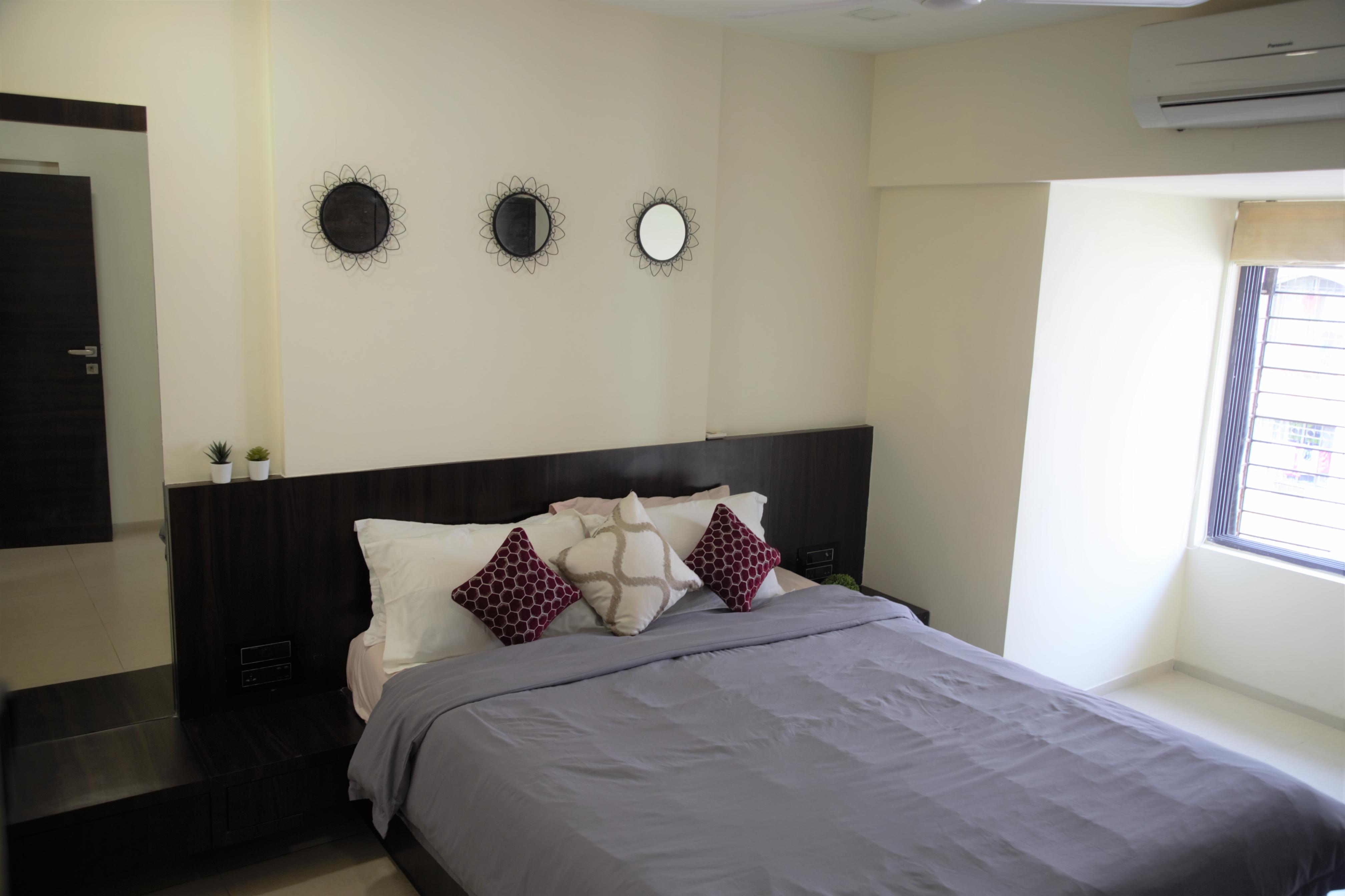 Lite Stays l Vile Parle East Room Type - 2 BKH Lite Stays l Vile Parle East Room Type - 2 BKH