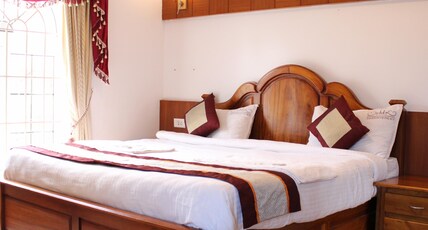 VASANTHAM PALACE Room Type - Deluxe Room