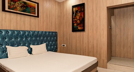 Hotel Raj & Restaurant Room Type - STANDARD AC Room Hotel Raj & Restaurant Room Type - STANDARD AC Room