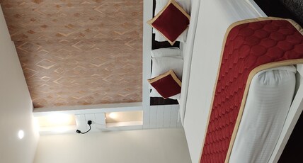 HOTEL CORPORATE SUITES Room Type - Deluxe
