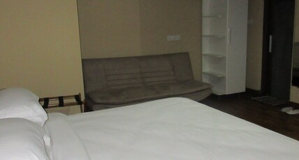 Cottages by the Creek Room Type - Mountain View Room
