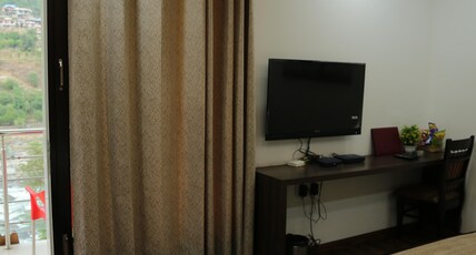 City Choice Inn Room Type - Super Deluxe Room With Balcony City Choice Inn Room Type - Super Deluxe Room With Balcony