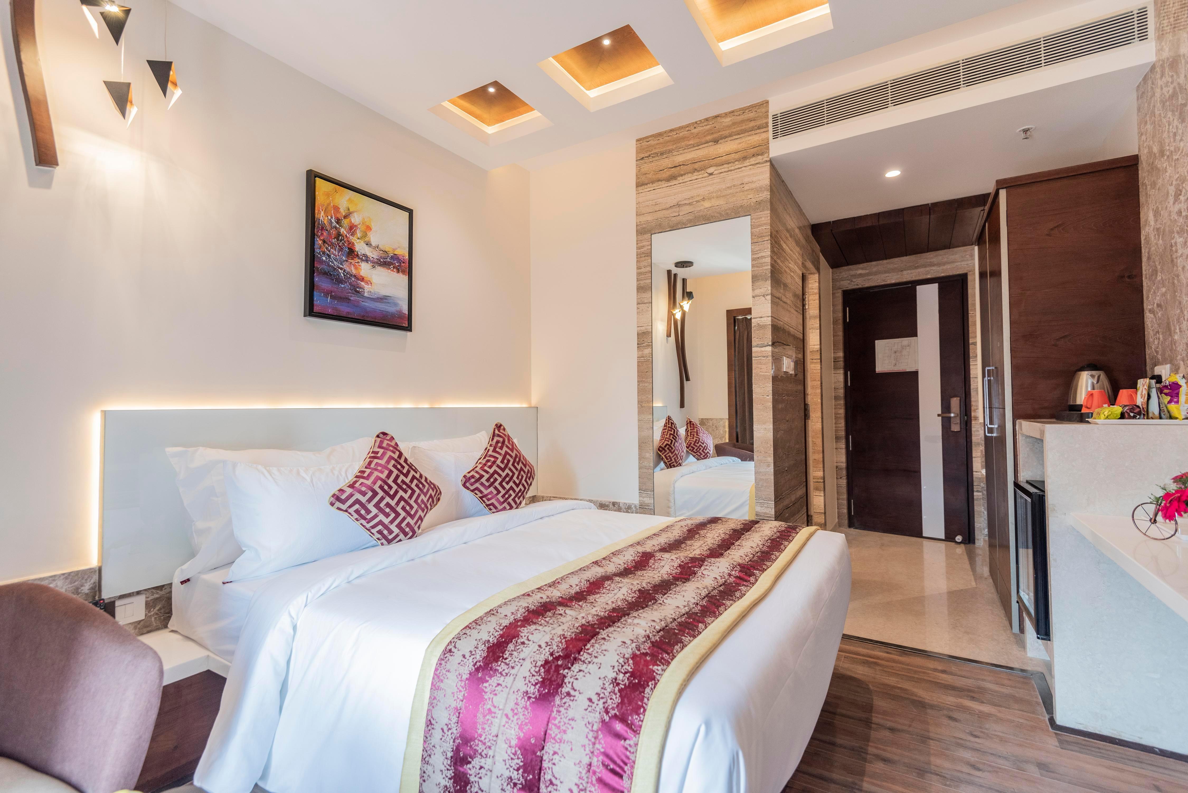 Hotel Park Elanza Coimbatore - Tap to explore photos