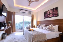 Perfectstayz Value Forest Valley near Waterfall, Rishikesh