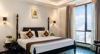 Foxoso Hotel, Delhi Airport Room Type - Premium Double Room