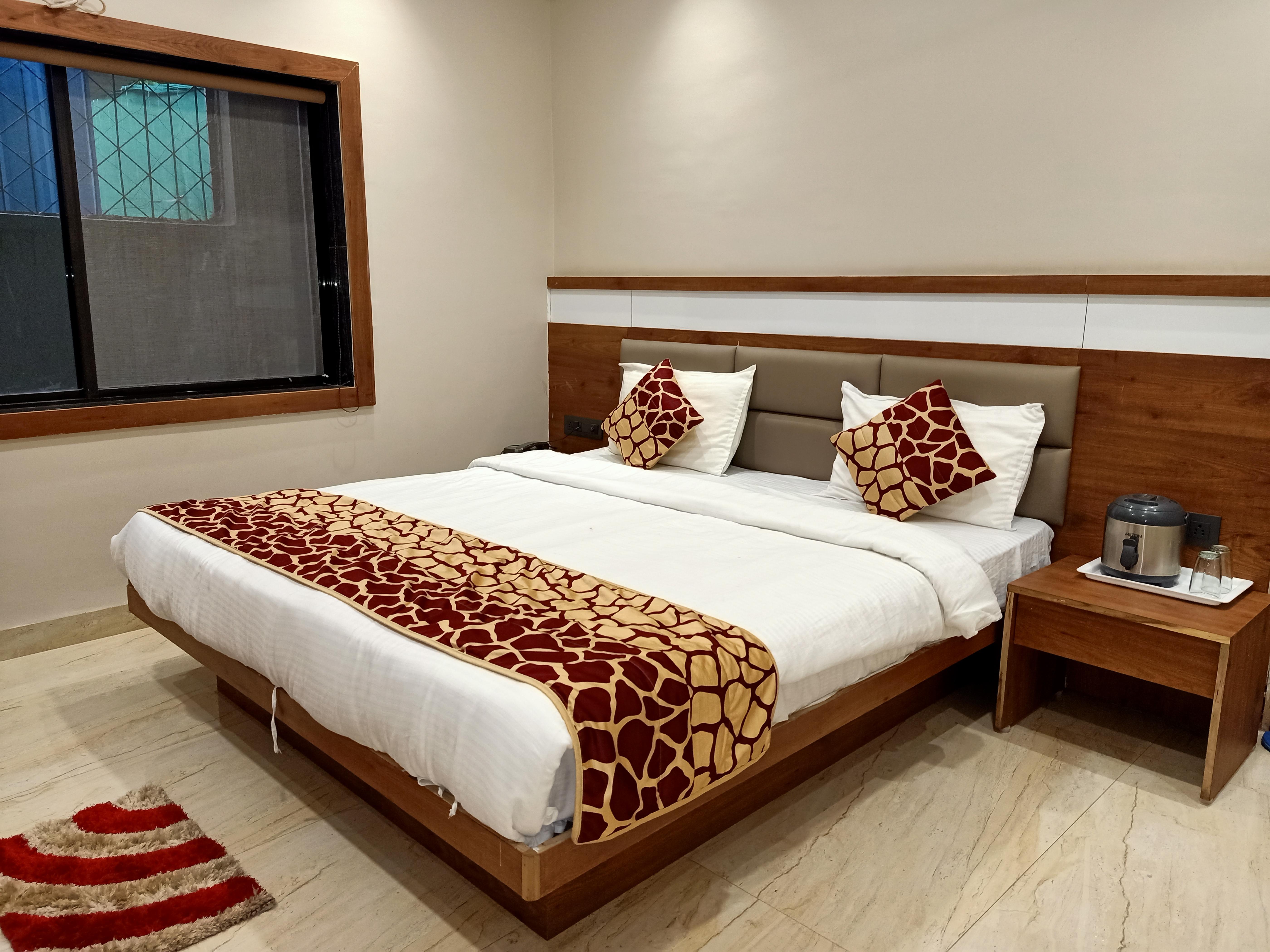 HOTEL AMARKANTAK INN Room Type - Deluxe Room (AC)