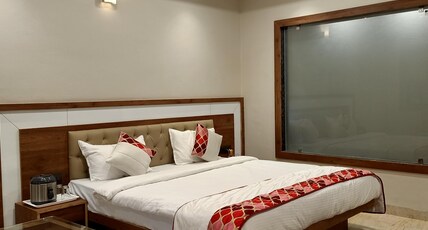 HOTEL AMARKANTAK INN Room Type - AC Super Deluxe Room