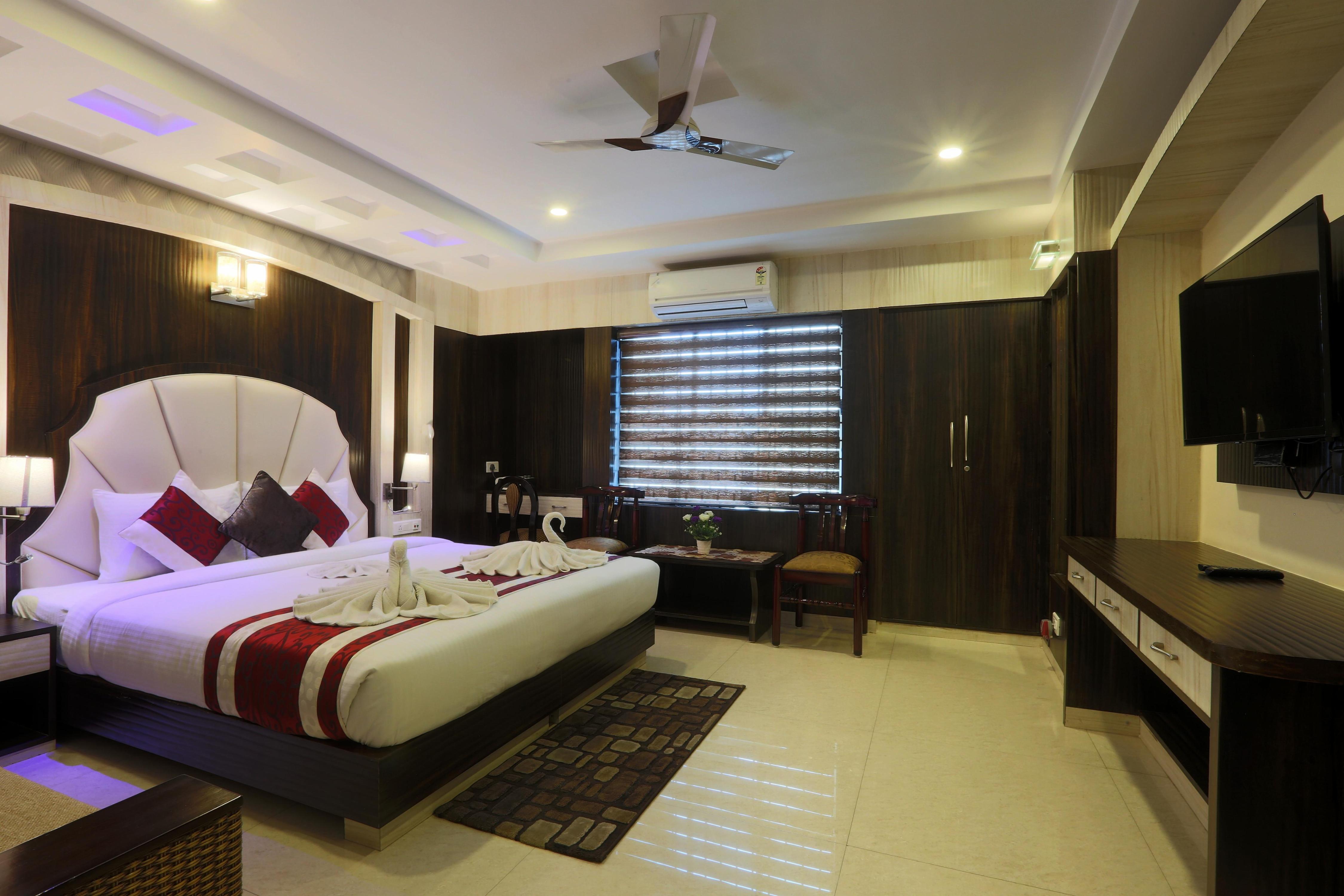 Hotel blue bird , Nagaon Room Type - Elegant Room