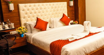 Hotel RN Grand Room Type - Suite Room