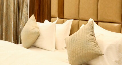 Hotel Shiv Sangram Room Type - Deluxe Ac Room