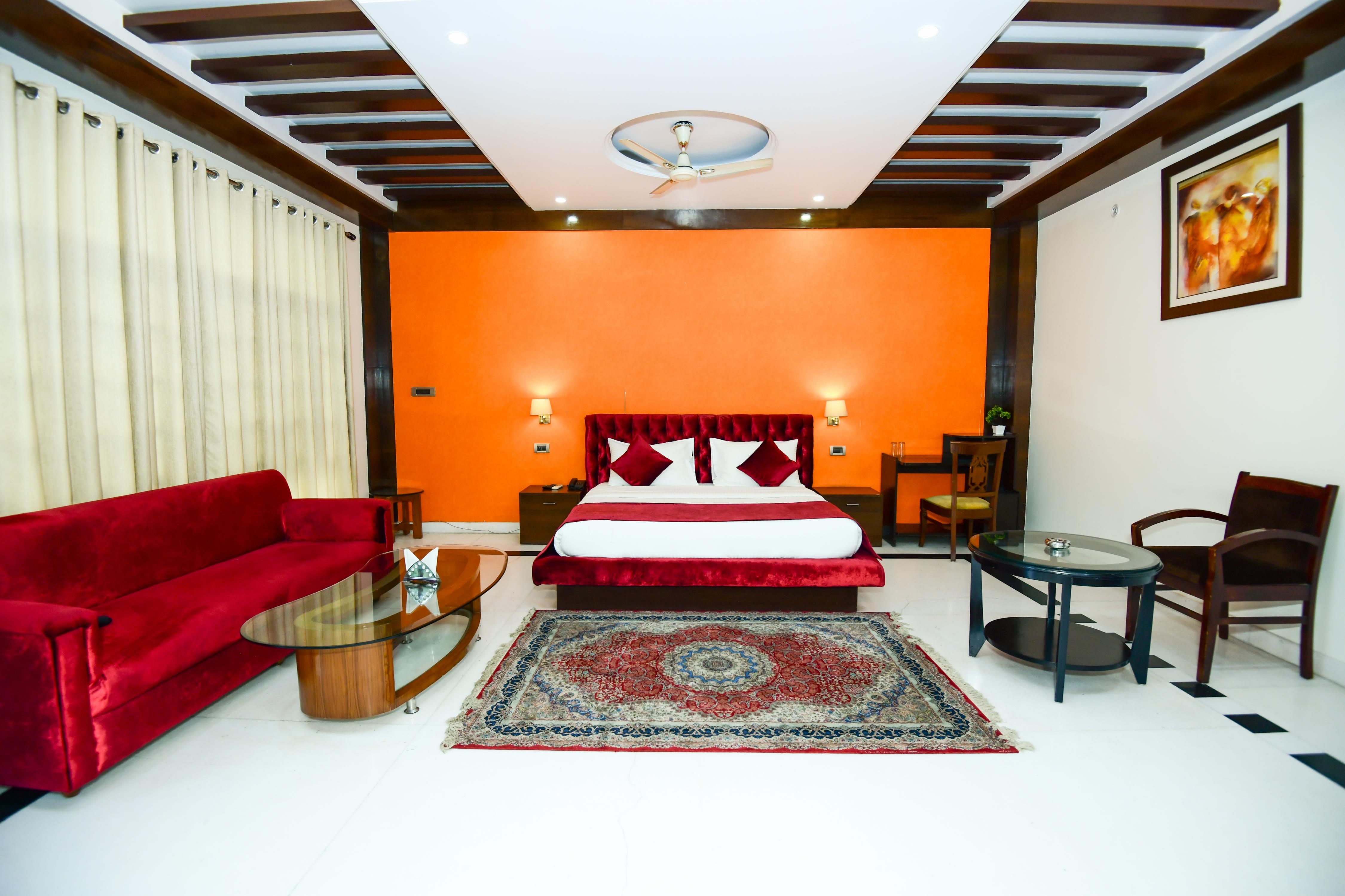 Hotel Awadh Inn Room Type - Club Room