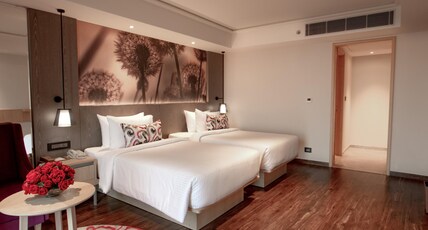 The Gaurs Sarovar Premiere Room Type - Deluxe Room - 2 Single Beds 31SQM Free WiFi